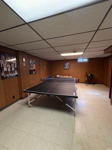 1014 N Vine Street, Boonville, IN 47601