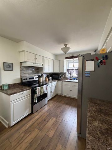 1014 N Vine Street, Boonville, IN 47601