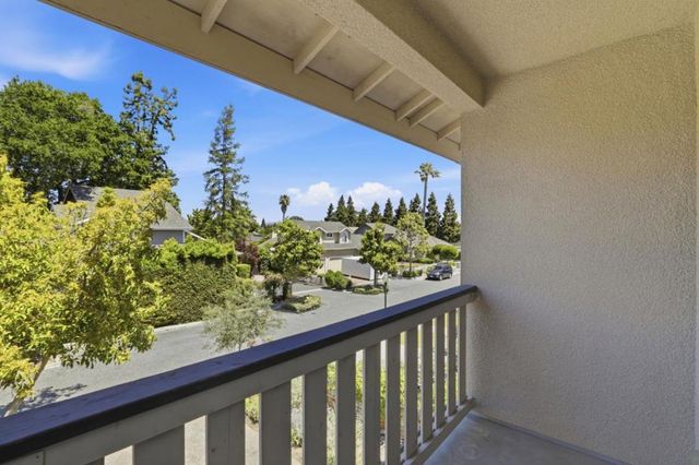 1382 Fulai Court, San Jose, CA 95125
