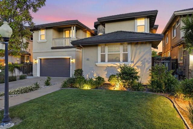 1382 Fulai Court, San Jose, CA 95125