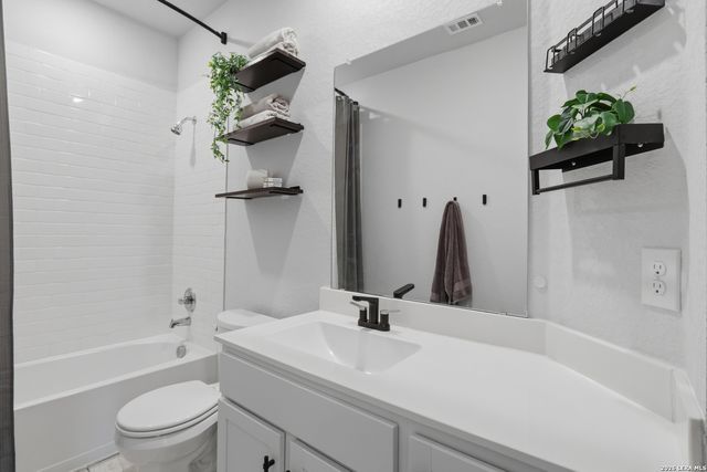 210 ANTELOPE VLY, San Antonio, TX 78253