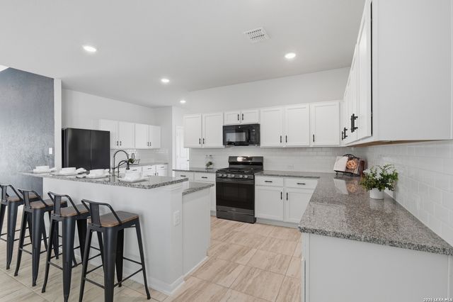 210 ANTELOPE VLY, San Antonio, TX 78253