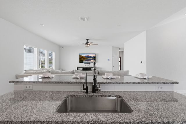 210 ANTELOPE VLY, San Antonio, TX 78253