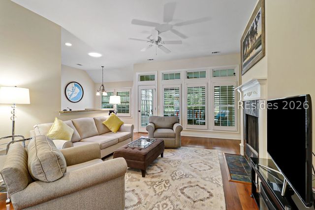 16 Honey Locust Cir, Hilton Head Island, SC 29926