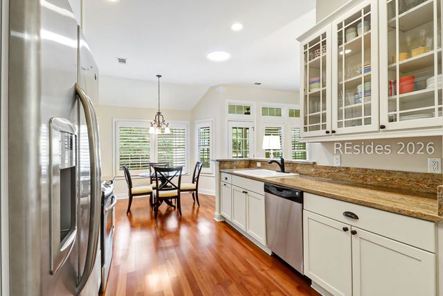 16 Honey Locust Cir, Hilton Head Island, SC 29926