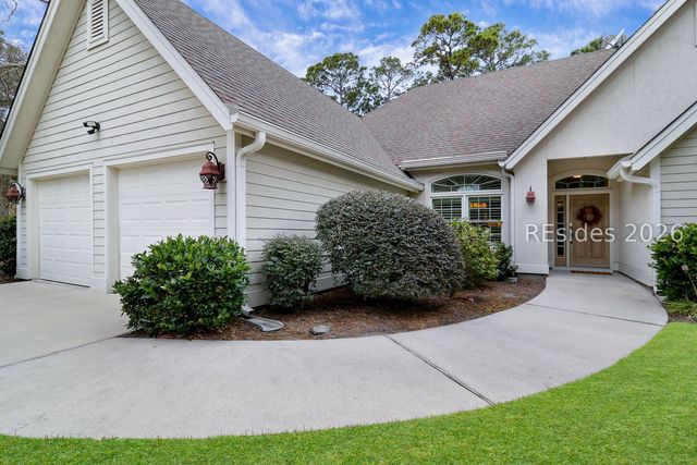 16 Honey Locust Cir, Hilton Head Island, SC 29926