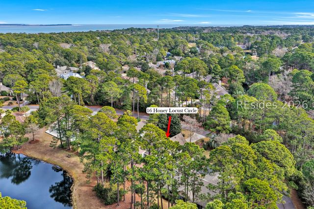 16 Honey Locust Cir, Hilton Head Island, SC 29926