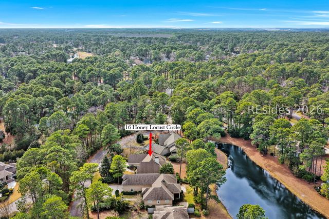 16 Honey Locust Cir, Hilton Head Island, SC 29926