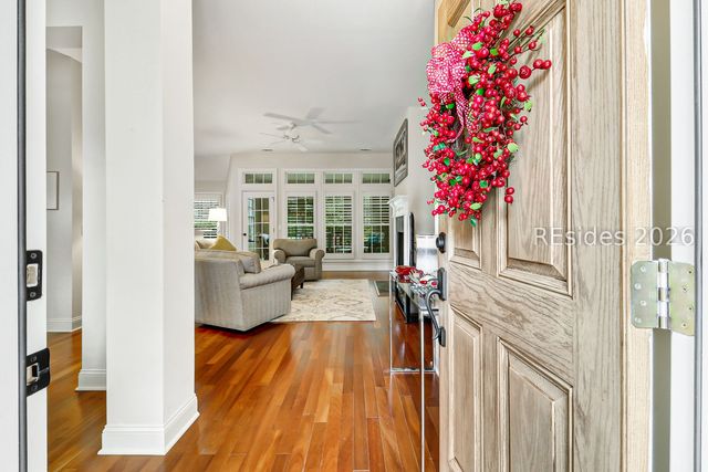 16 Honey Locust Cir, Hilton Head Island, SC 29926