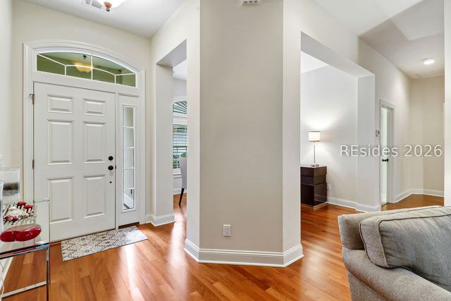 16 Honey Locust Cir, Hilton Head Island, SC 29926