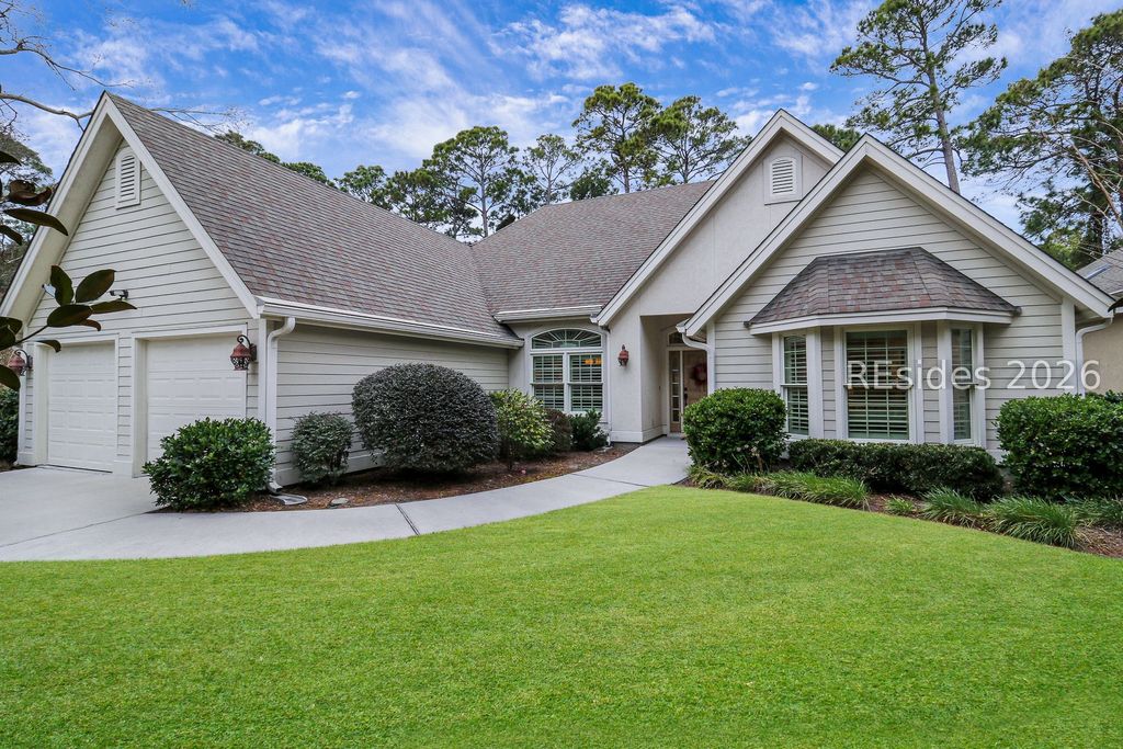 16 Honey Locust Cir, Hilton Head Island, SC 29926