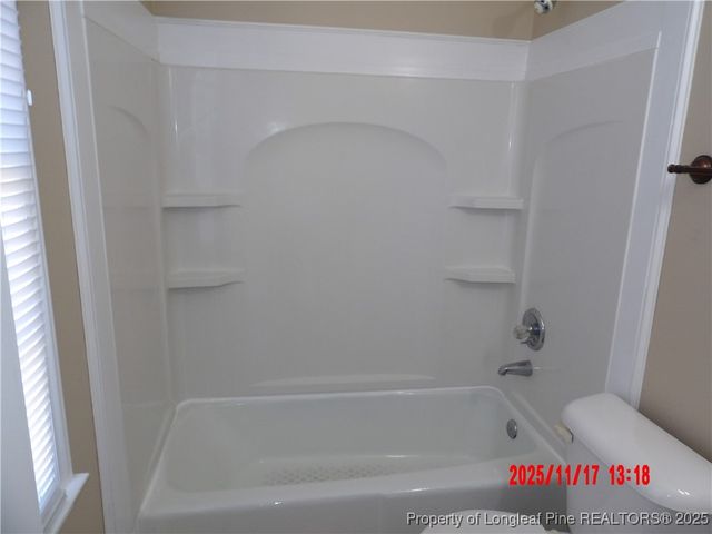 537 Deerpath Drive, Fayetteville, NC 28311