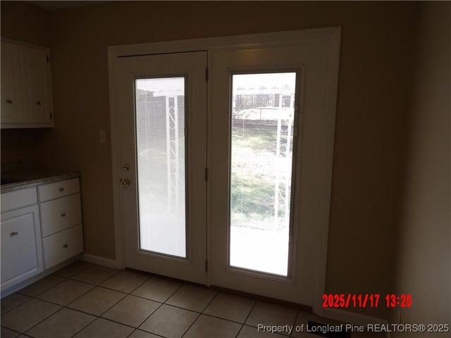 537 Deerpath Drive, Fayetteville, NC 28311