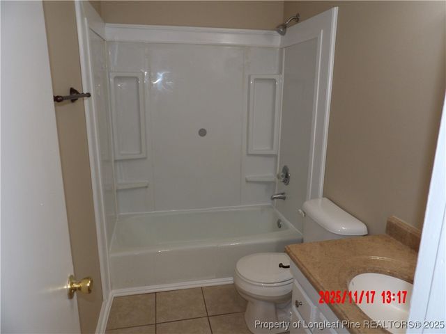 537 Deerpath Drive, Fayetteville, NC 28311