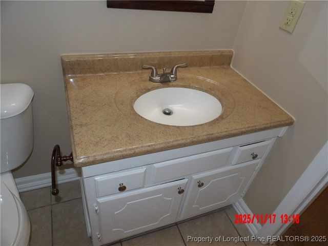 537 Deerpath Drive, Fayetteville, NC 28311