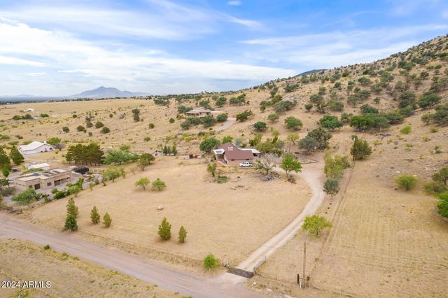 3894 E MOUNTAIN VISTA Road, Hereford, AZ 85615
