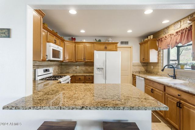 3894 E MOUNTAIN VISTA Road, Hereford, AZ 85615