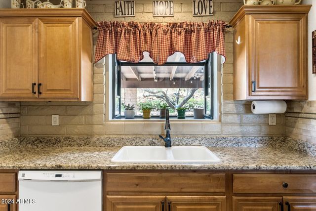 3894 E MOUNTAIN VISTA Road, Hereford, AZ 85615