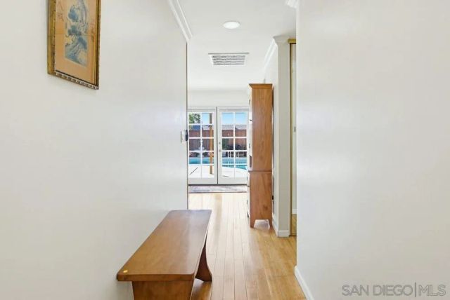 4336 Charing, San Diego, CA 92117