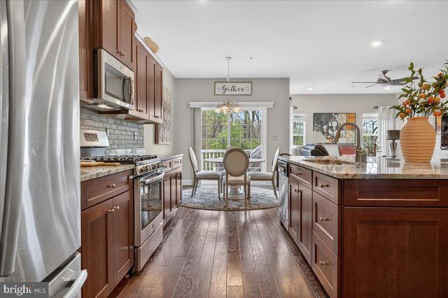 121 KNOCK HILL DR, Royersford, PA 19468