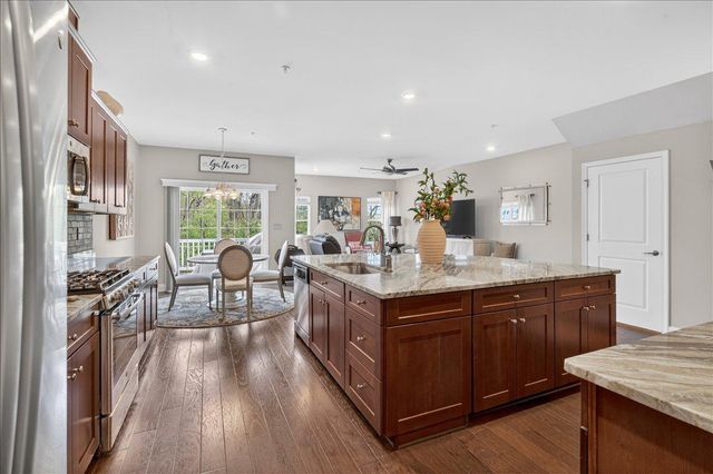 121 KNOCK HILL DR, Royersford, PA 19468