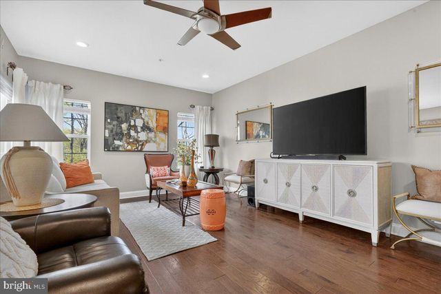 121 KNOCK HILL DR, Royersford, PA 19468