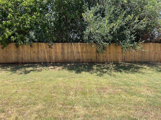 1616 Fern Drive, Mansfield, TX 76063