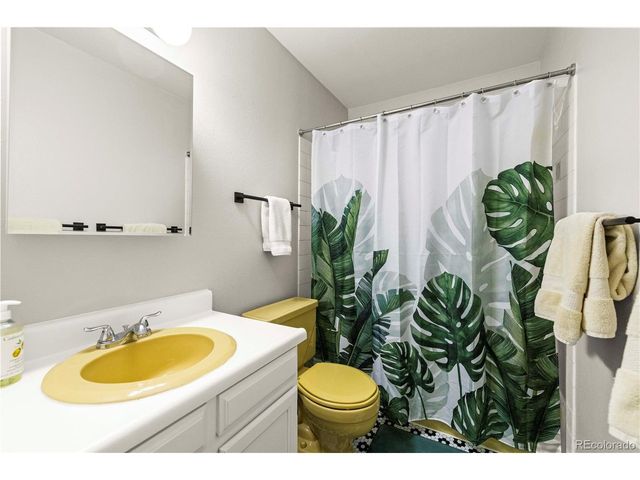 6449 Welch Ct, Arvada, CO 80004