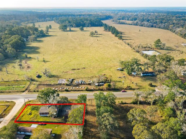 10499 State Highway 156, Coldspring, TX 77331