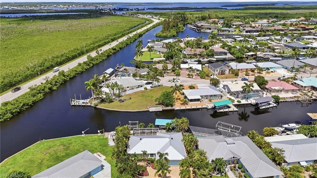 12100 Moon Shell DR, MATLACHA ISLES, FL 33991 — photo 5