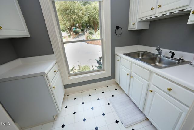 120 Chuckwagon, Louisburg, NC 27549