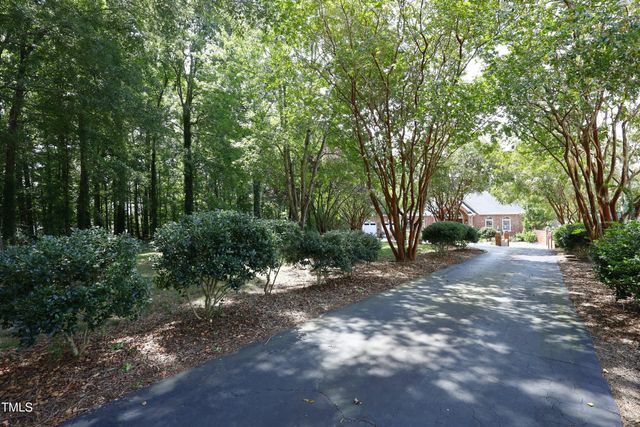 120 Chuckwagon, Louisburg, NC 27549