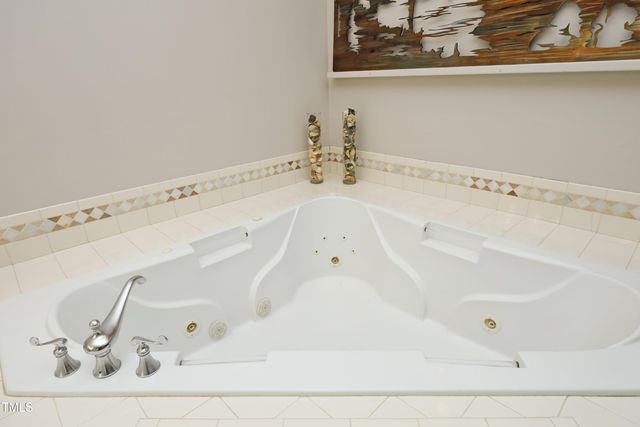 120 Chuckwagon, Louisburg, NC 27549