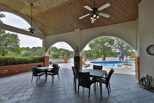 120 Chuckwagon, Louisburg, NC 27549