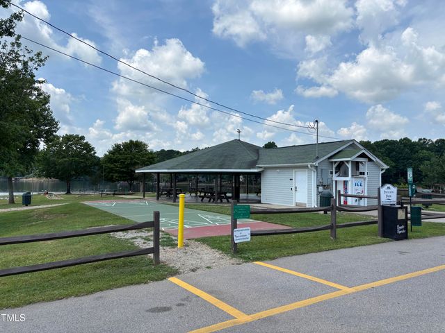 120 Chuckwagon, Louisburg, NC 27549