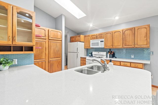 3464 Leonard Street Nw, City Of Walker, MI 49534