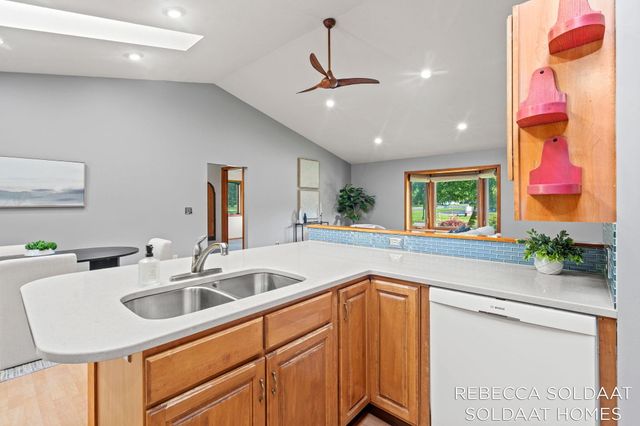 3464 Leonard Street Nw, City Of Walker, MI 49534