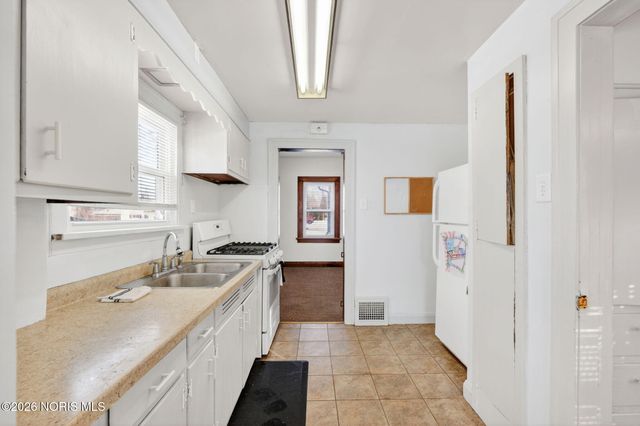 2352 108th Street, Toledo, OH 43611