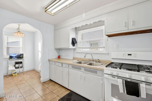 2352 108th Street, Toledo, OH 43611