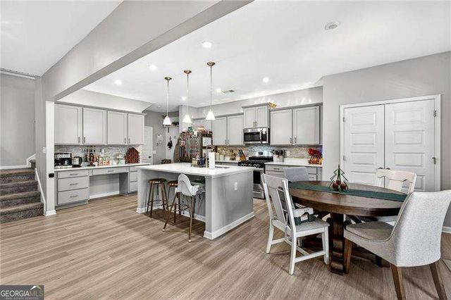 133 Lynwood Lane, Ball Ground, GA 30107