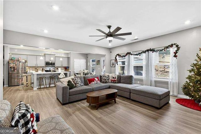 133 Lynwood Lane, Ball Ground, GA 30107