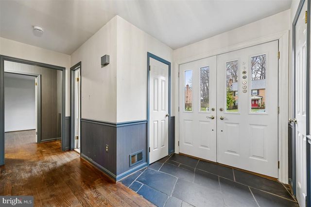 13724 BRIDGEWATER DR, Silver Spring, MD 20904