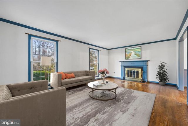 13724 BRIDGEWATER DR, Silver Spring, MD 20904