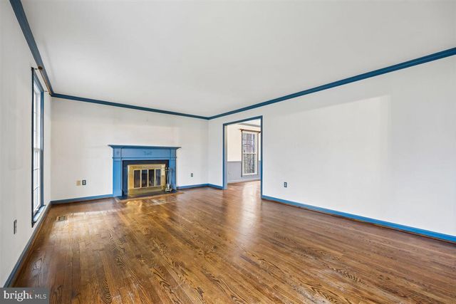 13724 BRIDGEWATER DR, Silver Spring, MD 20904