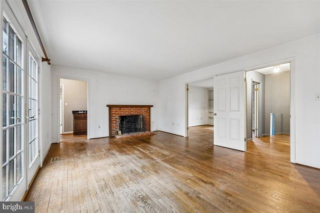 13724 BRIDGEWATER DR, Silver Spring, MD 20904