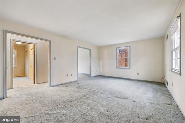 13724 BRIDGEWATER DR, Silver Spring, MD 20904