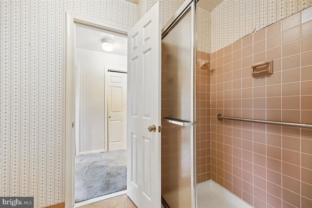 13724 BRIDGEWATER DR, Silver Spring, MD 20904