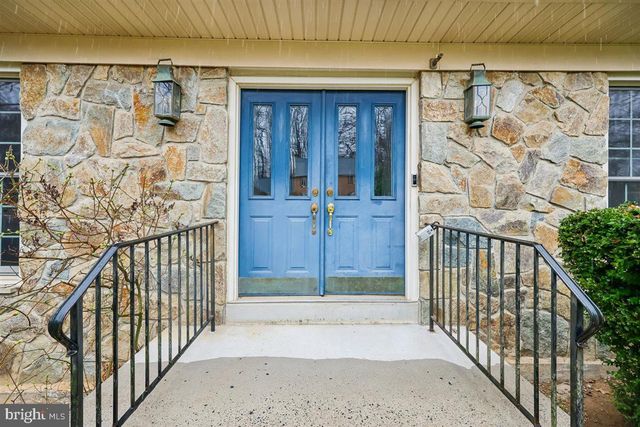 13724 BRIDGEWATER DR, Silver Spring, MD 20904