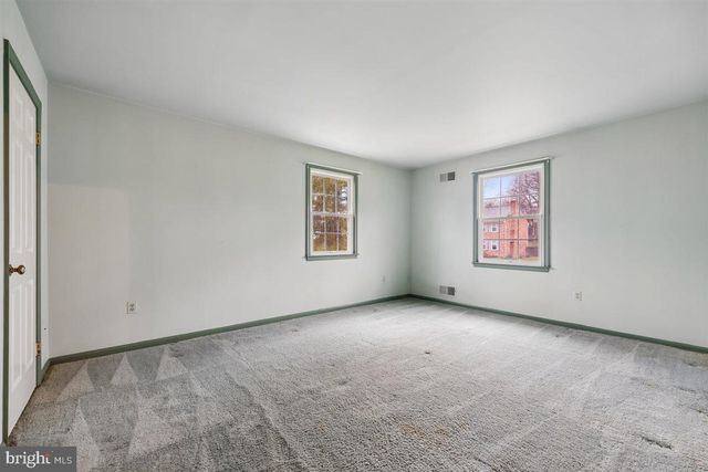 13724 BRIDGEWATER DR, Silver Spring, MD 20904