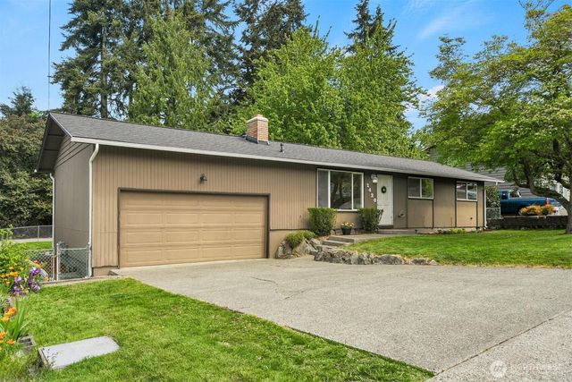 2420 SW 326th Street, Federal Way, WA 98023